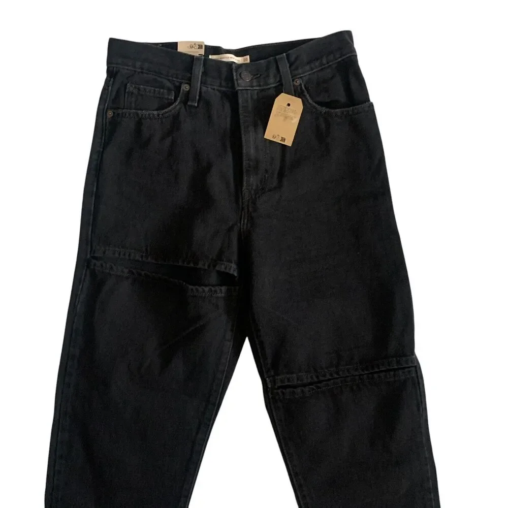 Levi's Women's Size 28x27 High Waisted Mom Denim Jeans Brand New